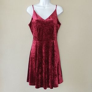 GUBERRY Velvet Burgundy Dress Size M